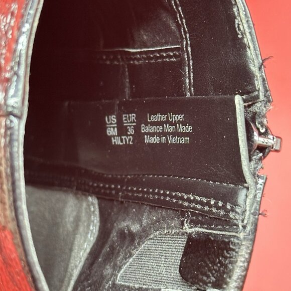 Sam Edelman Hilty Black Crinkle Patent Leather Ankle Booties - Women's Size 6M - Picture 7 of 11